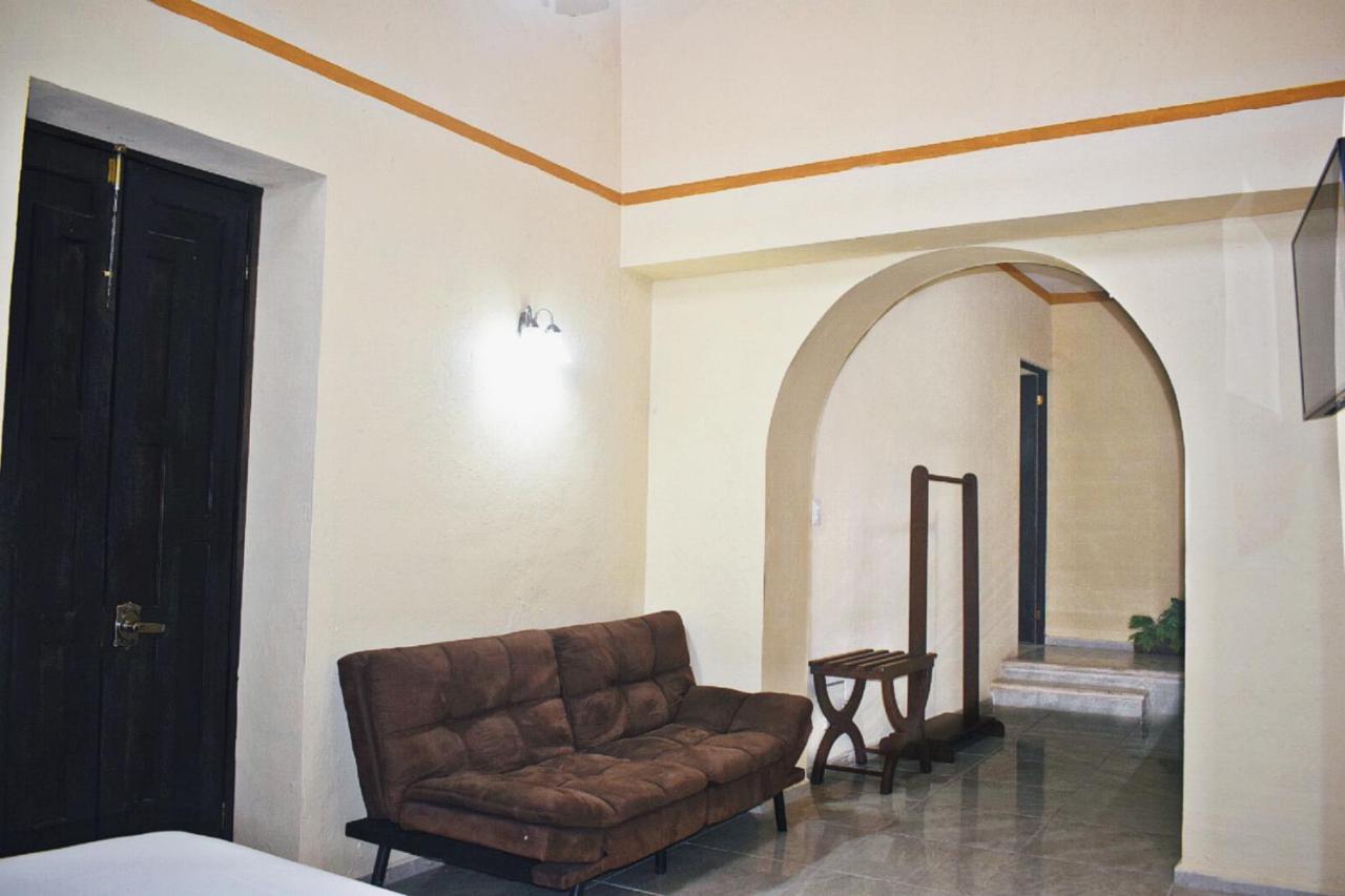 ואיאדוליד Hotel Casa Rico מראה חיצוני תמונה