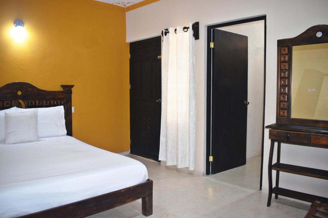 ואיאדוליד Hotel Casa Rico מראה חיצוני תמונה