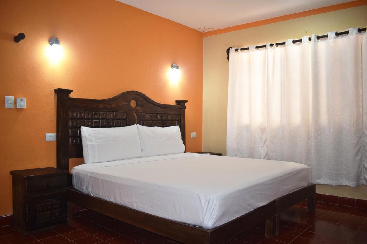ואיאדוליד Hotel Casa Rico מראה חיצוני תמונה