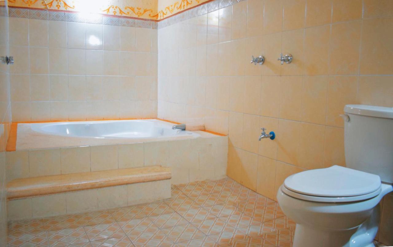 ואיאדוליד Hotel Casa Rico מראה חיצוני תמונה