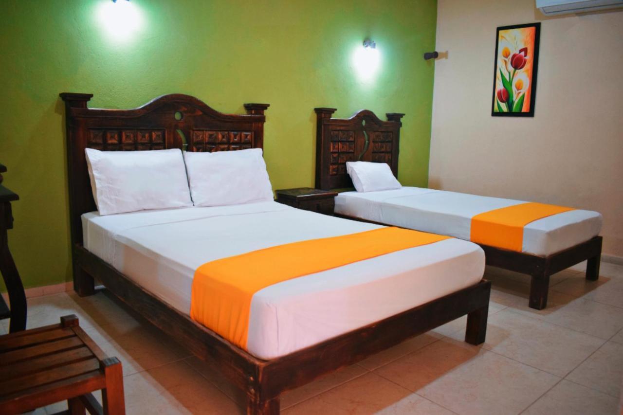ואיאדוליד Hotel Casa Rico מראה חיצוני תמונה
