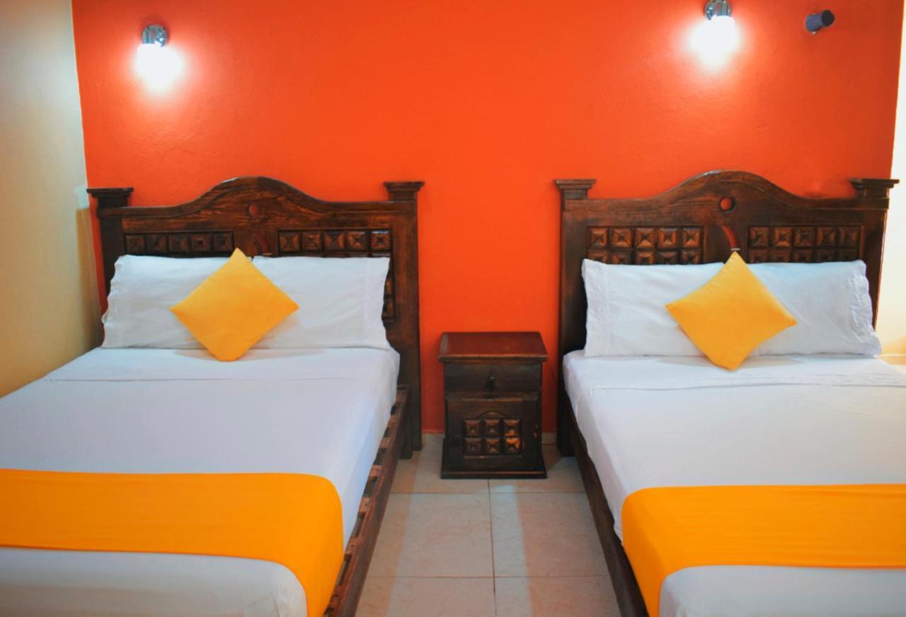 ואיאדוליד Hotel Casa Rico מראה חיצוני תמונה