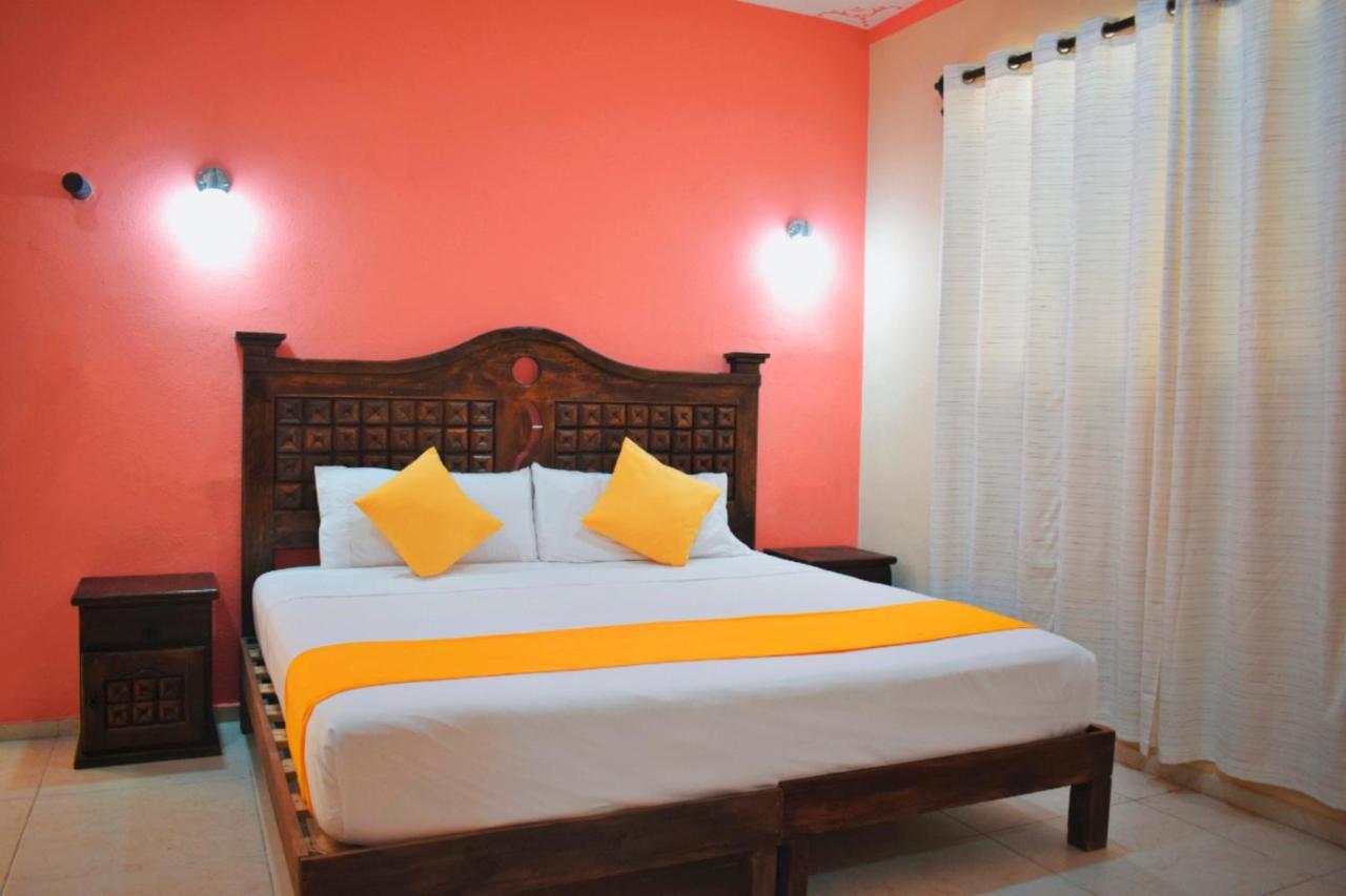 ואיאדוליד Hotel Casa Rico מראה חיצוני תמונה