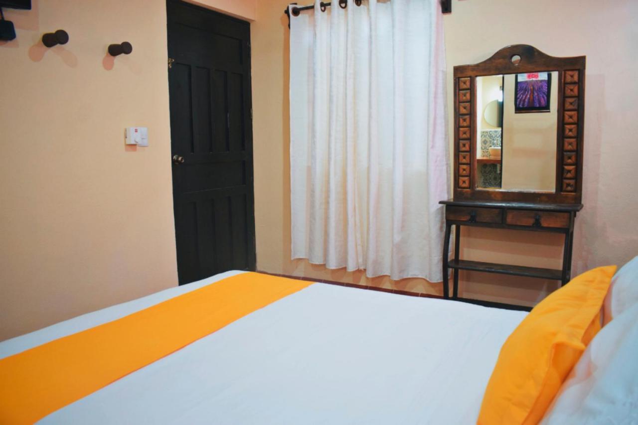 ואיאדוליד Hotel Casa Rico מראה חיצוני תמונה