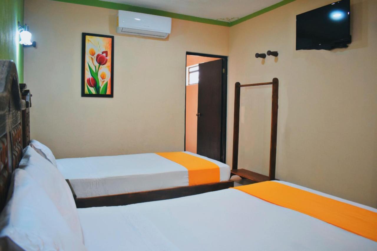 ואיאדוליד Hotel Casa Rico מראה חיצוני תמונה