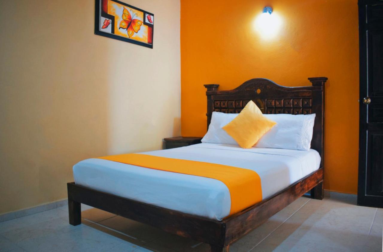 ואיאדוליד Hotel Casa Rico מראה חיצוני תמונה