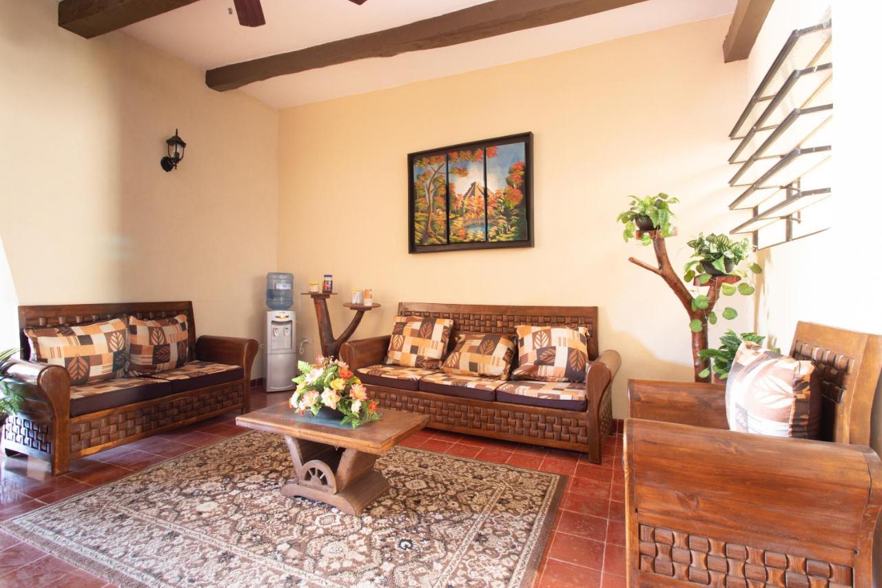 ואיאדוליד Hotel Casa Rico מראה חיצוני תמונה