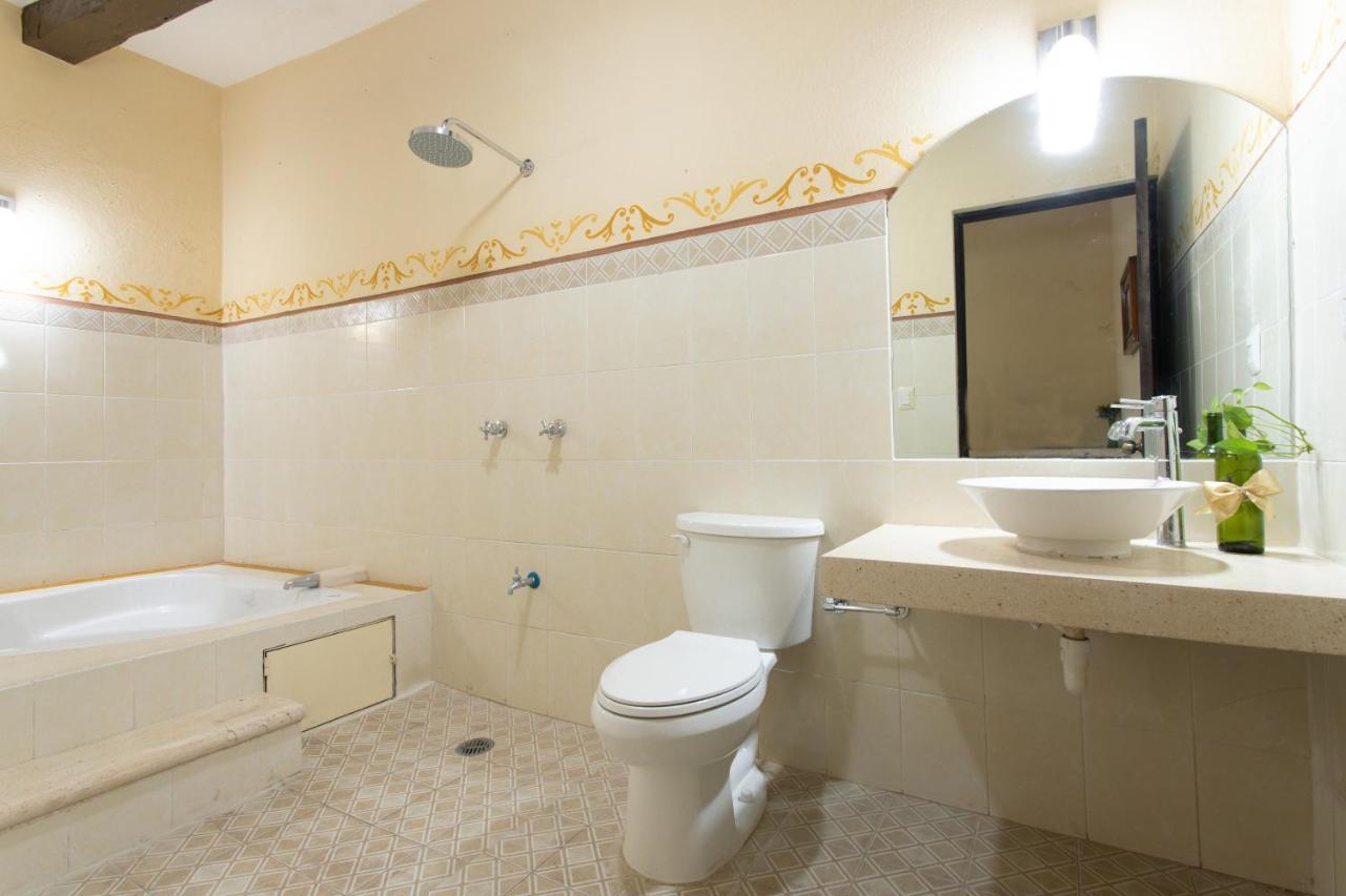 ואיאדוליד Hotel Casa Rico מראה חיצוני תמונה